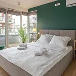 아파트 Srutowa 8 With Balcony & Ac Properunit *