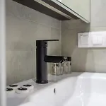 Srutowa 8 With Balcony & Ac Properunit *