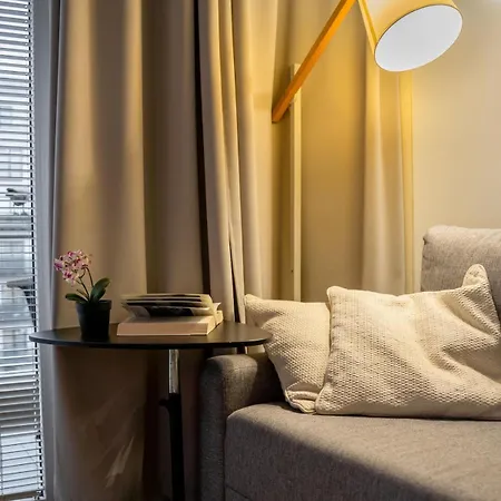 Srutowa 8 With Balcony & Ac Properunit Wrocław