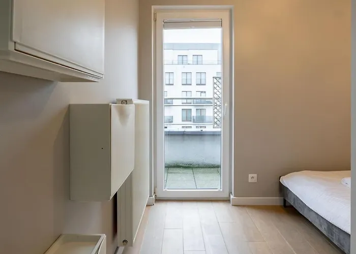 Srutowa 8 With Balcony & Ac Properunit * Breslavia